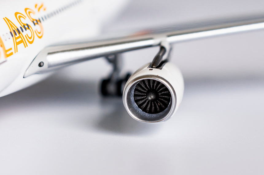 NG Models Sunclass Airlines A330-300 OY-VKI 1/400 Scale