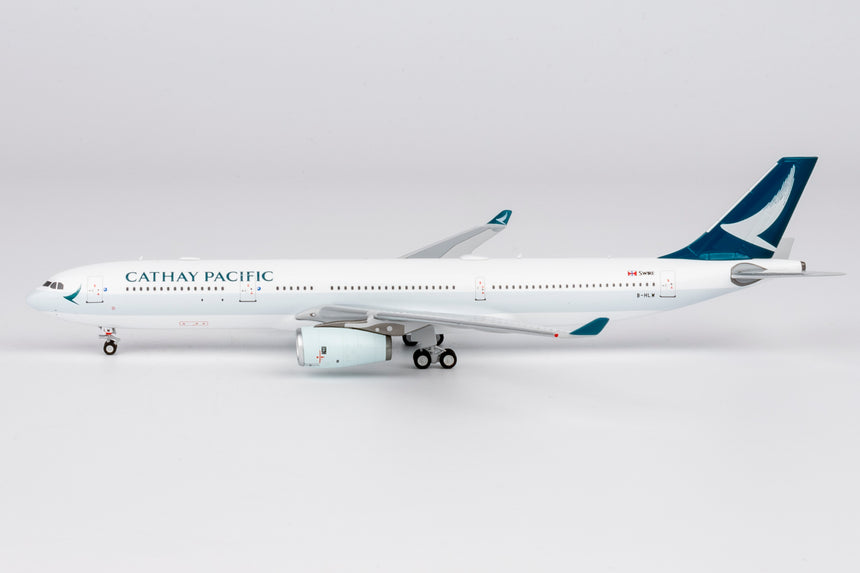 NG Models Cathay Pacific Airways Airbus A330-300 B-HLW 1/400 Aircraft Scale Model