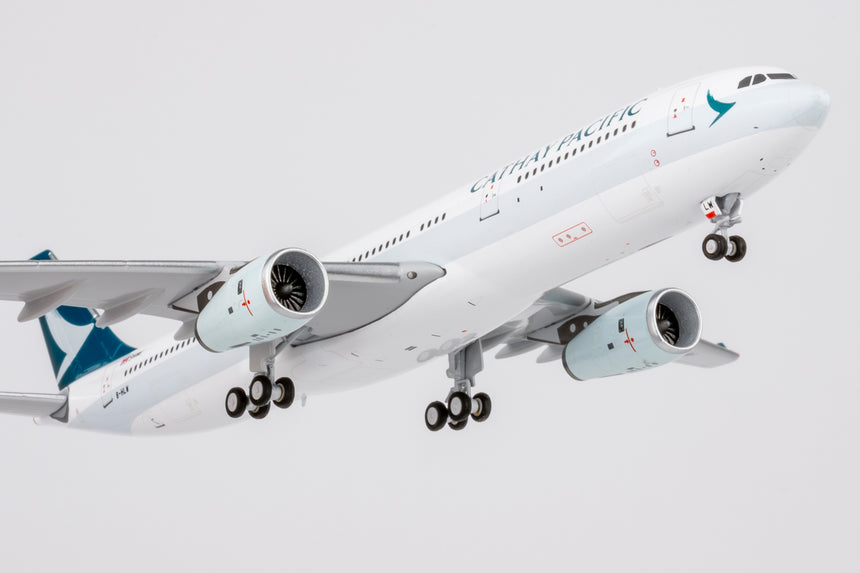 NG Models Cathay Pacific Airways Airbus A330-300 B-HLW 1/400 Aircraft Scale Model