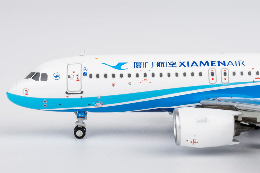 NG Models Xiamen Airlines (first A320neo for Xiamen Airlines) Airbus A320neo B-32MY 1/400 Aircraft Scale Model