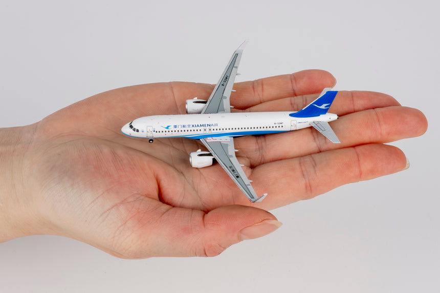 NG Models Xiamen Airlines (first A320neo for Xiamen Airlines) Airbus A320neo B-32MY 1/400 Aircraft Scale Model