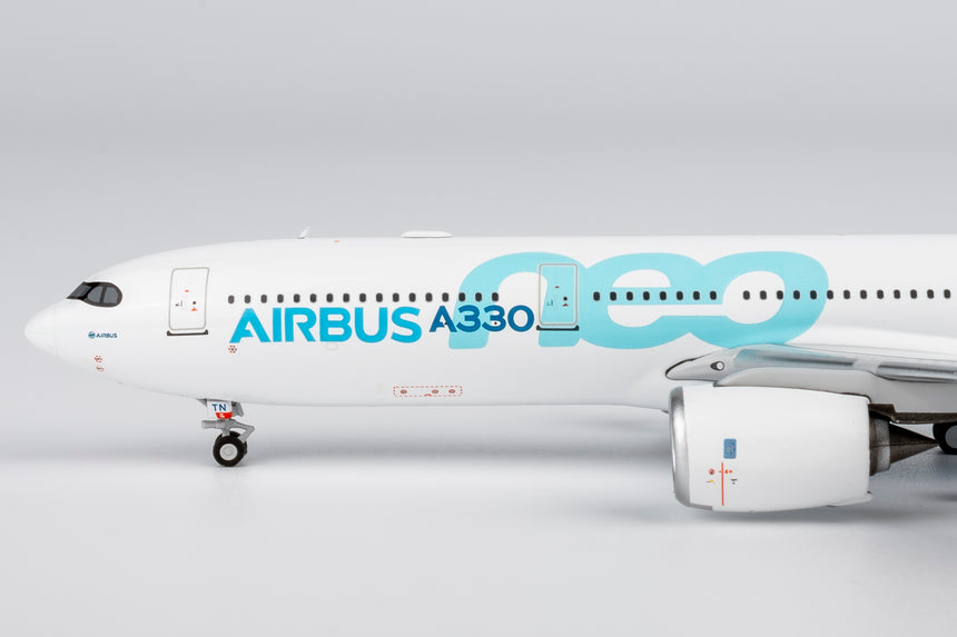 NG Models Airbus Industrie Airbus A330-900 F-WTTN 1/400 Aircraft Scale Model