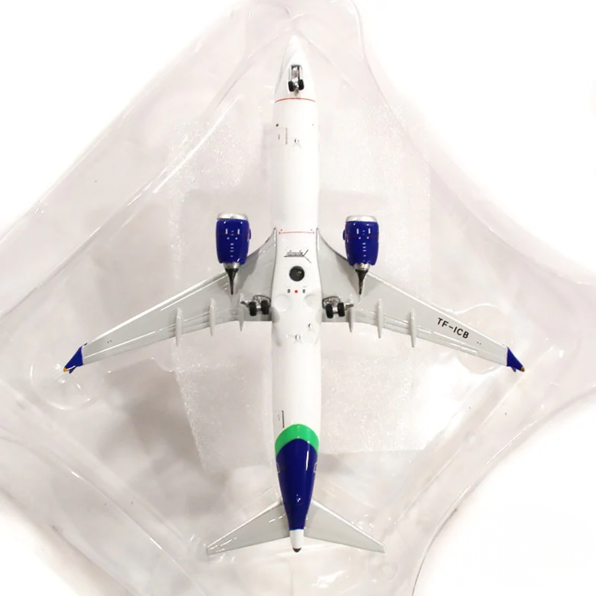 Phoenix Icelandair Boeing 737-900Max TF-ICB 1/400 Aircraft Scale Model
