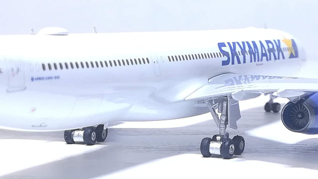Phoenix Skymark Airlines Airbus A330-300 JA330E 1/400 Aircraft Scale Model