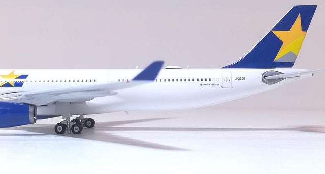 Phoenix Skymark Airlines Airbus A330-300 JA330E 1/400 Aircraft Scale Model