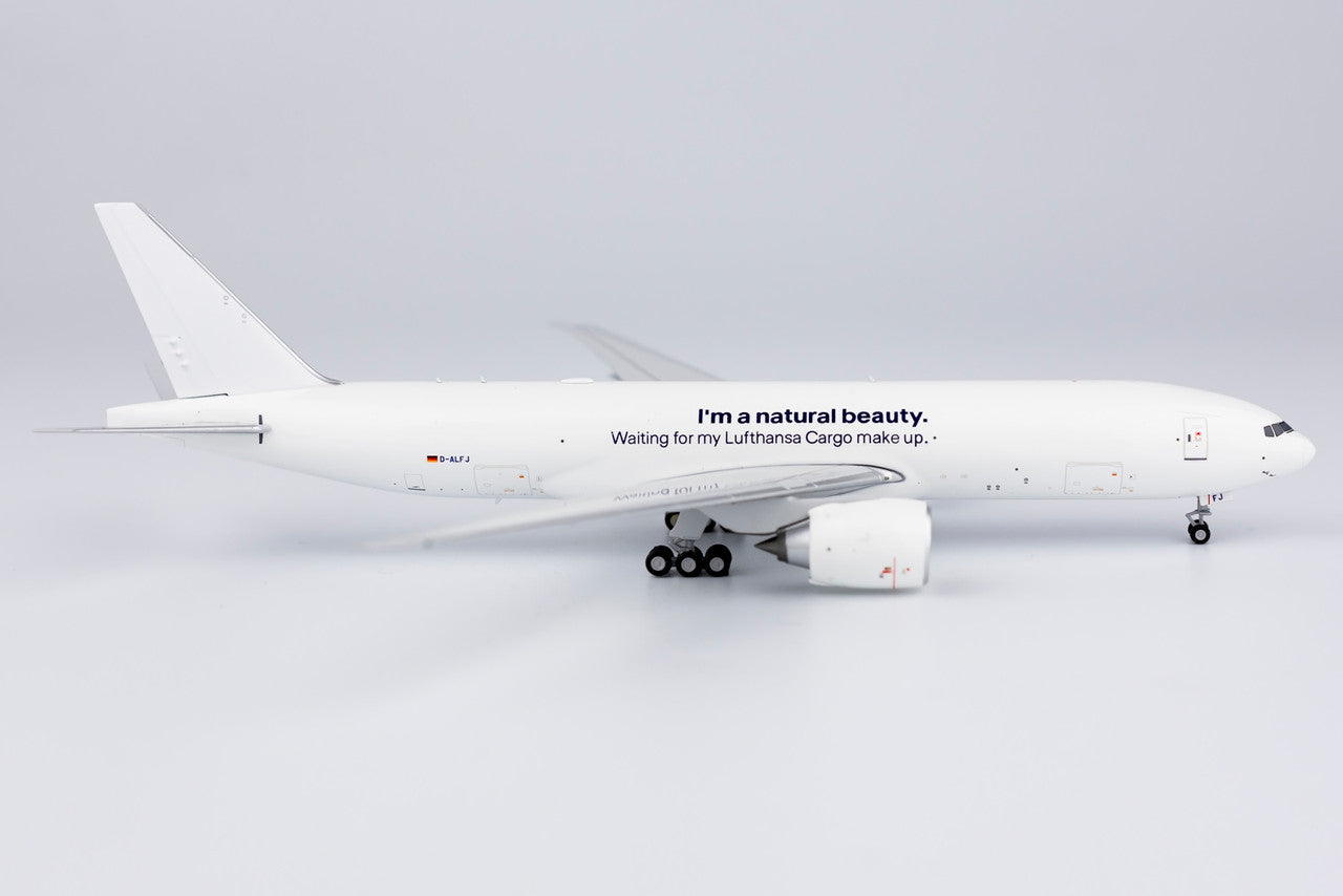 NG Models Lufthansa Cargo Boeing 777F D-ALFJ 1/400 Aircraft Scale Model
