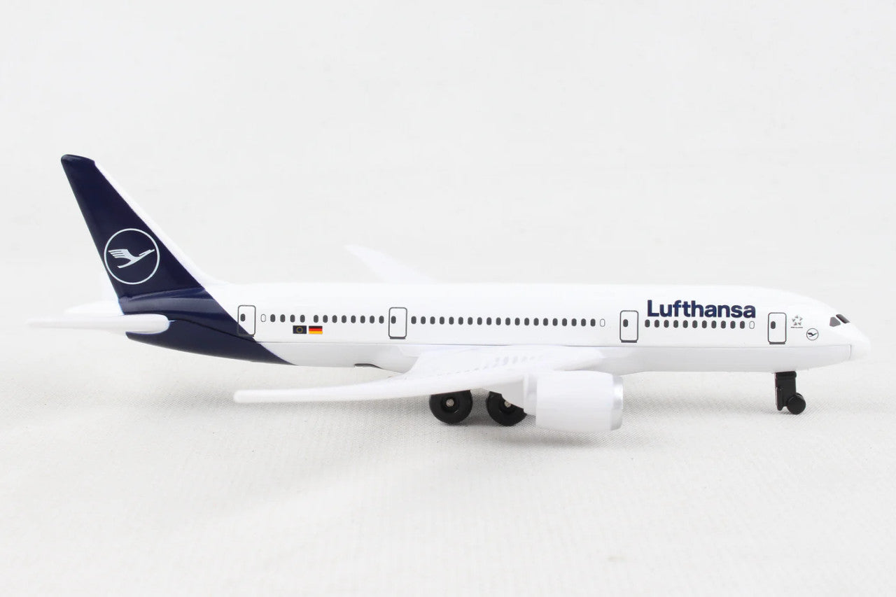 Lufthansa Boeing 787 Dreamliner Toy Plane