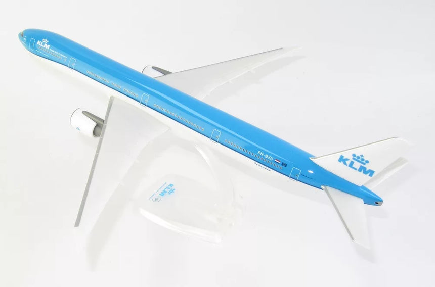 PPC KLM Boeing 777-300ER Plastic Model - 1/200 Aircraft Scale Model