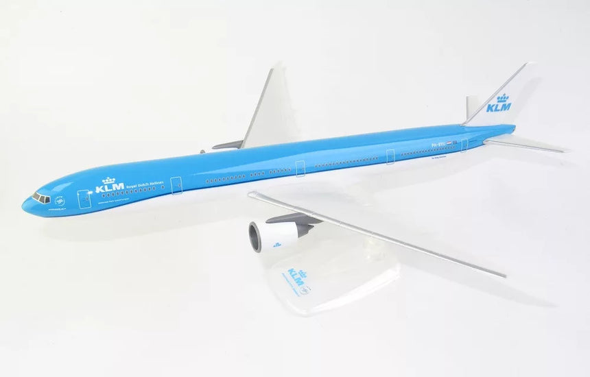 PPC KLM Boeing 777-300ER Plastic Model - 1/200 Aircraft Scale Model