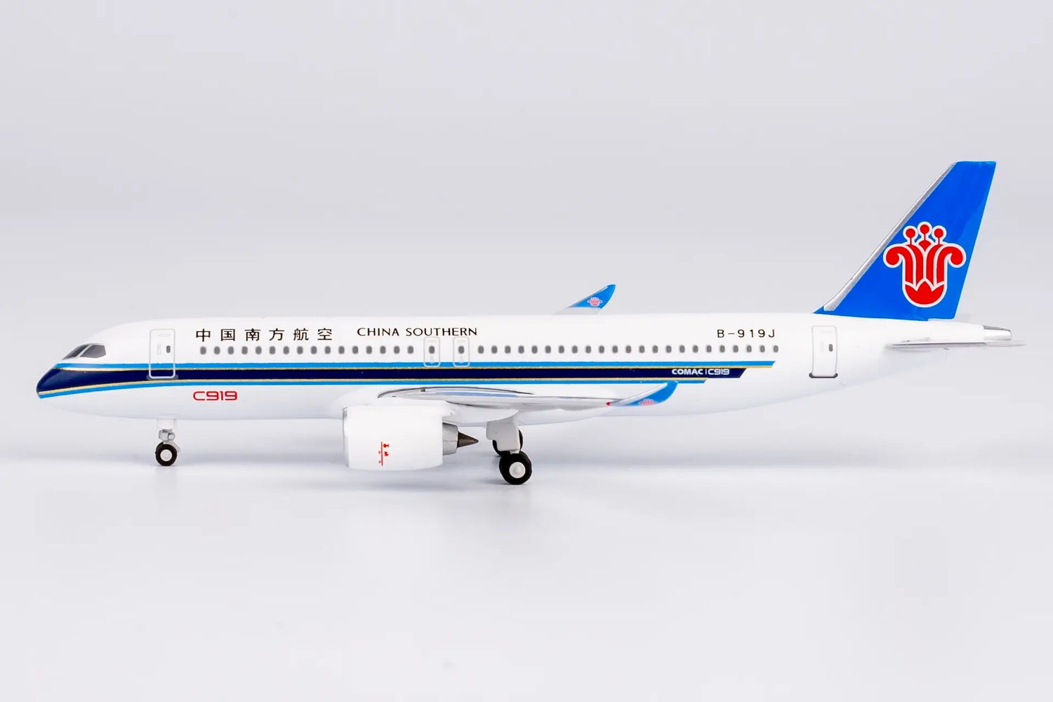 NG Models China Southern Airlines CZ's 1st C919 COMAC C919 B-919J Lite Edition 1/400 Scale