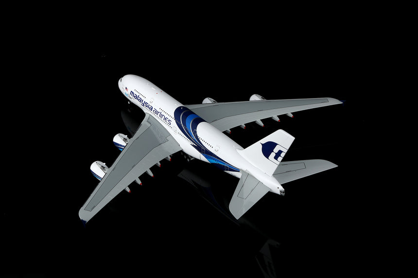 SQ Wings Malaysia Airlines Airbus A380 9M-MNF Flaps Down 1/200 Scale Model