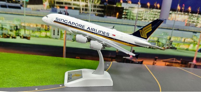 Aviation400 Singapore Airlines Airbus A380-841 9V-SKY 1/400 Aircraft Scale Model