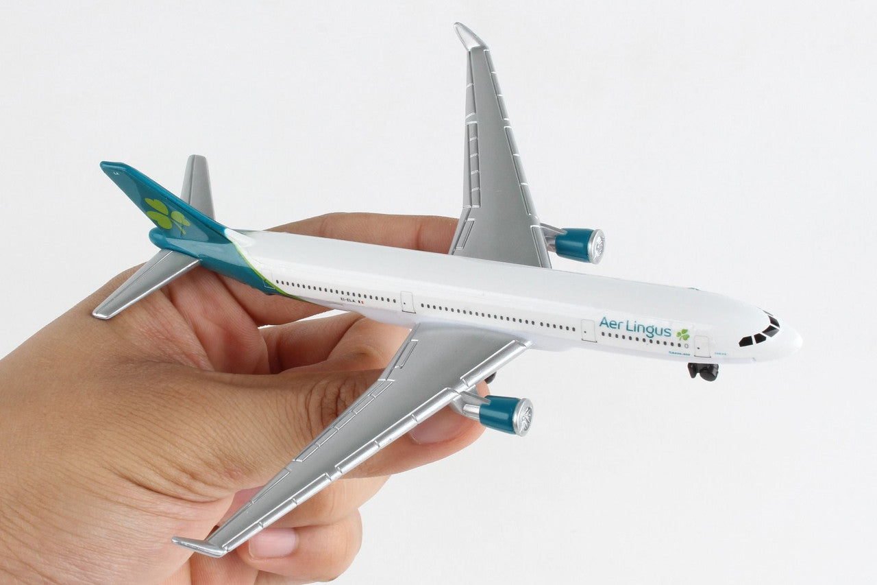 Aer Lingus Airbus A330 Airplane Model Toy