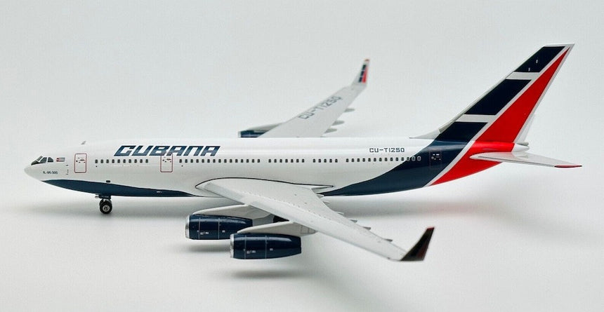 Phoenix Cubana Ilyushin IL-96-300 CU-T1250 1/400 Scale