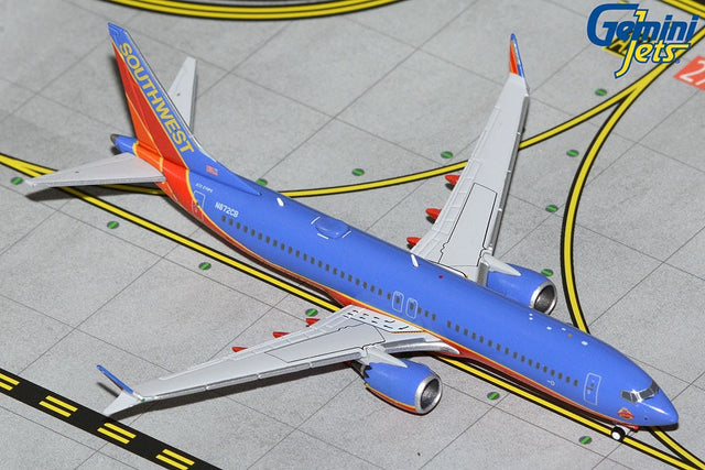 GeminiJets Southwest Airlines Boeing 737Max8 N872CB Canyon Blue Livery 1/400 Aircraft Scale Model