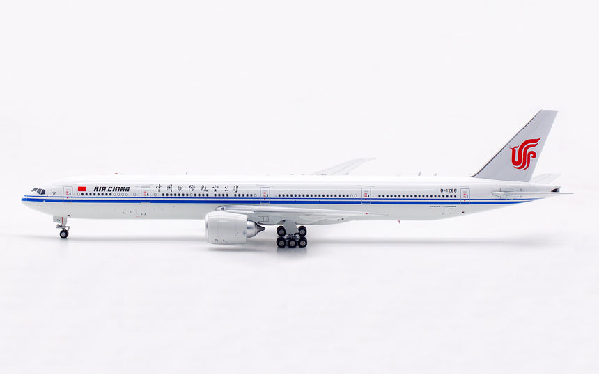 Aviation400 Air China Boeing 777-300ER B-1266 (detachable gear) 1/400 Aircraft Scale Model