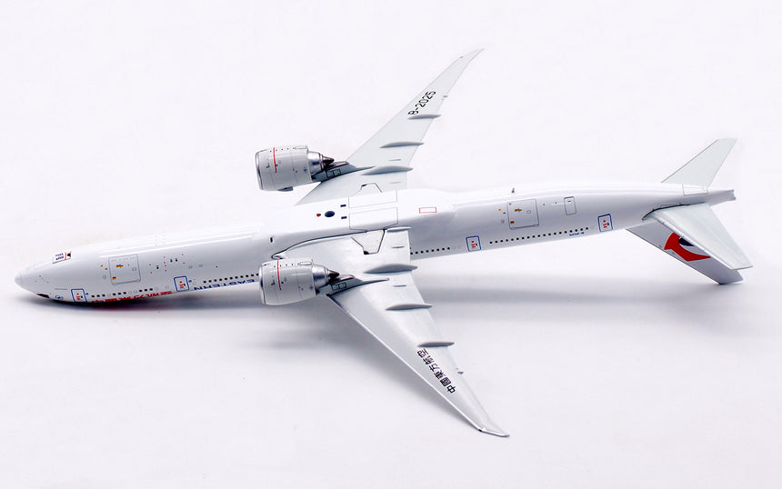 Aviation400 China Eastern Airlines Boeing 777-300ER B-2025 (detachable gear) 1/400 Aircraft Scale Model