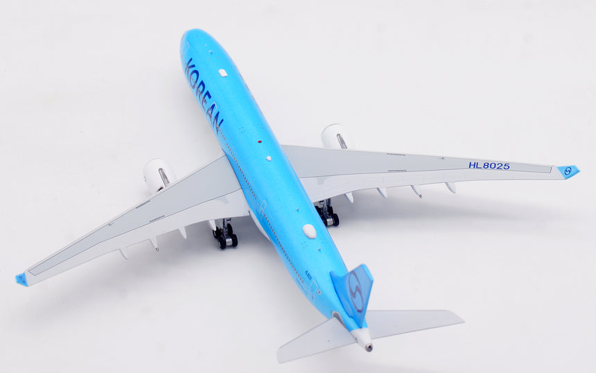 Aviation400 Korean Air Airbus A330-323 HL8025 1/400 Scale