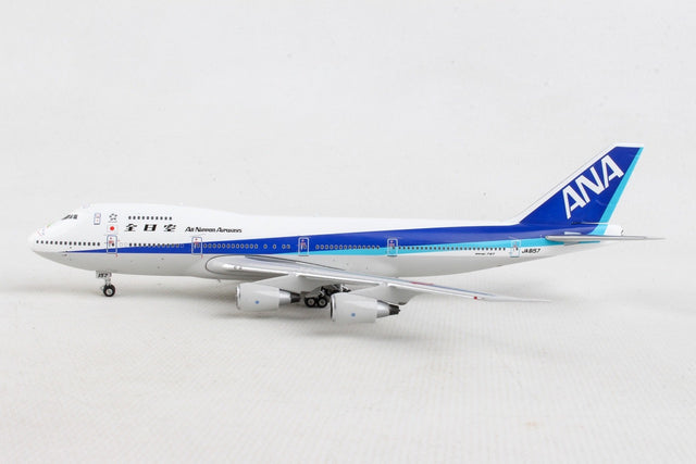 Phoenix ANA Boeing 747SR JA8157 1/400 Aircraft Scale Model