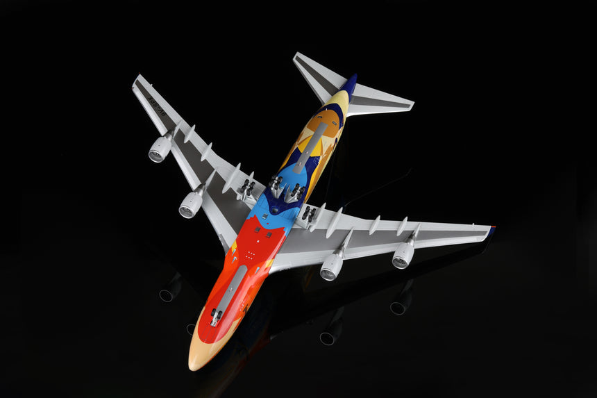SQ Wings Singapore Airlines "Tropical" Boeing B747-400 9V-SPK 1/200 Aircraft Scale Model
