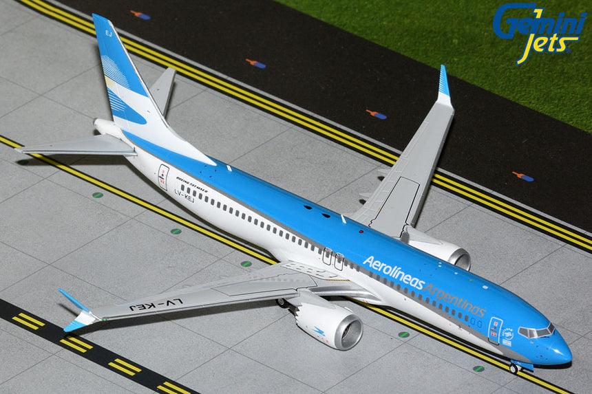 GeminiJets Aerolineas Argentinas Boeing B737 MAX 8 LV-KEJ (upgraded stand) 1/200 Aircraft Scale Model