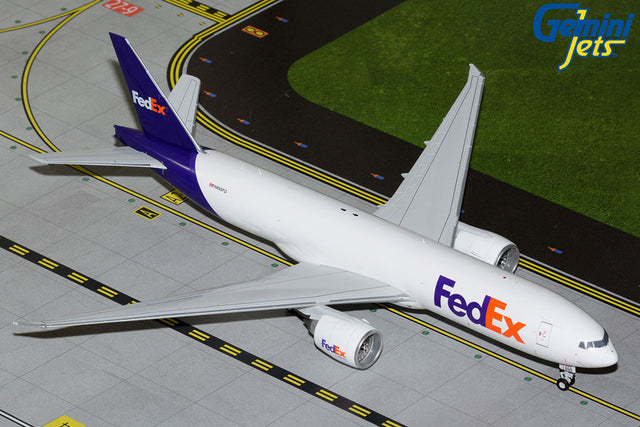 GeminiJets FedEx Boeing B777-200LRF N895FD (Revised Livery) 1/200 Aircraft Scale Model
