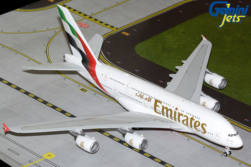 GeminiJets Emirates Airbus A380 A6-EVG 1/200 Aircraft Scale Model