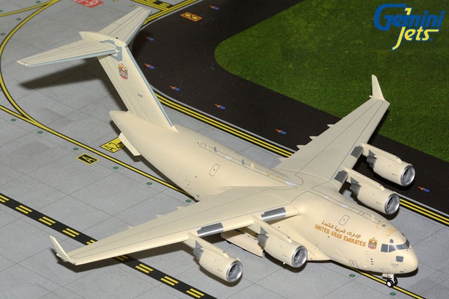 GeminiJets United Arab Emirates Air Force C-17A Globemaster III 1228 1/200 Aircraft Scale Model