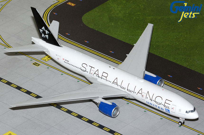 GeminiJets United Airlines Boeing B777-200ER N77022 “Star Alliance” livery 1/200 Aircraft Scale Model