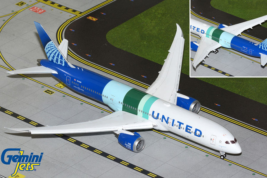 GeminiJets United Airlines Boeing B787-9 N24988 “The Future is SAF” (flaps down) 1/200 Aircraft Scale Model