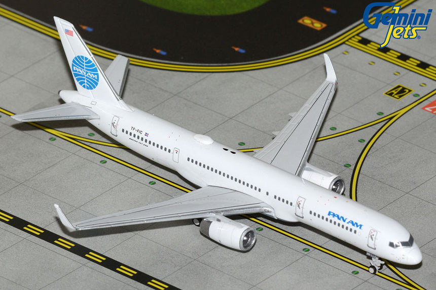 GeminiJets Pan Am Boeing B757-200W TF-FIC “Yankee Clipper II” 1/400 Aircraft Scale Model