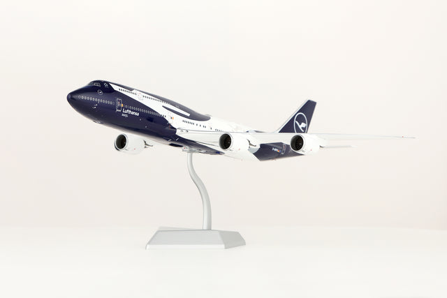 SQ Wings Lufthansa Boeing B747-8 D-ABYN 1/200 Aircraft Scale Model