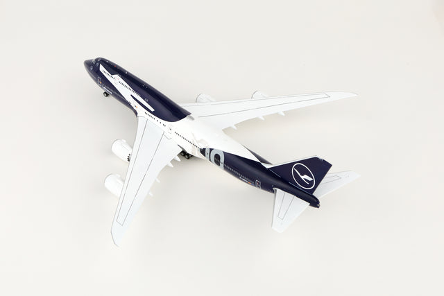 SQ Wings Lufthansa Boeing B747-8 D-ABYN 1/200 Aircraft Scale Model