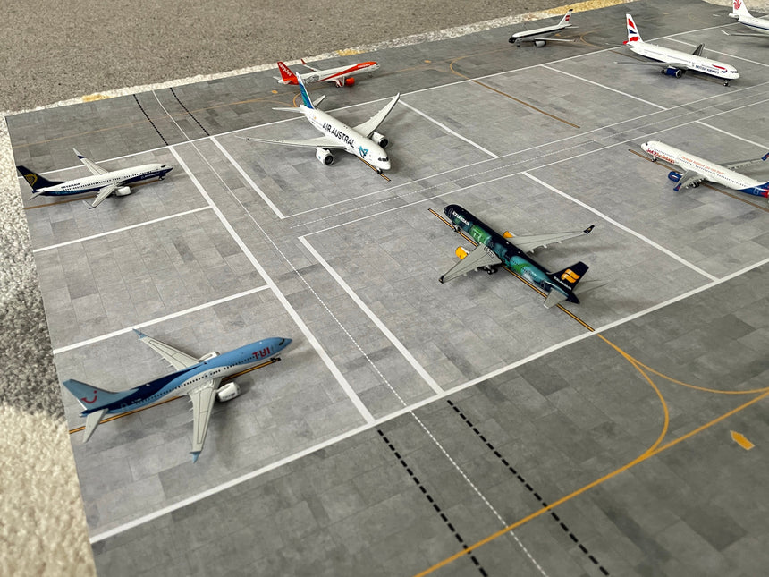 AMS 1/400 & 1/500 Scale Airport Parking Stands Paper Mat