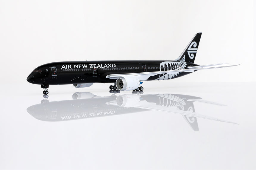 SQ Wings AIR NEW ZEALAND All Black livery Boeing B787-9 ZK-NZE 1/200 Aircraft Scale Model