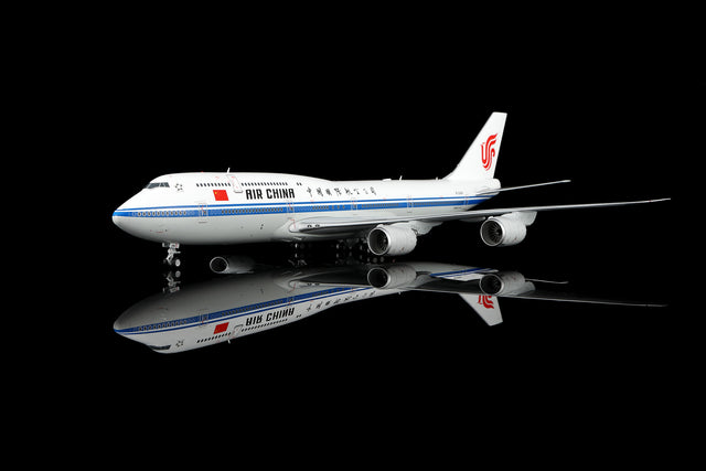 SQ Wings Air China Boeing B747-8 B-2486 1/200 Aircraft Scale Model