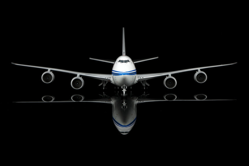 SQ Wings Air China Boeing B747-8 B-2486 1/200 Aircraft Scale Model