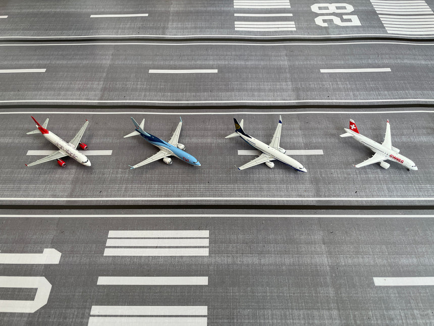 AMS 1/400 & 1/500 Scale Paper Airport Runway Mat