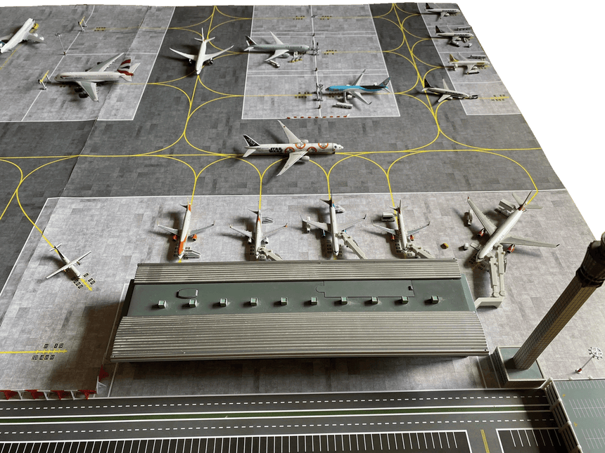 AMS 1/400 Scale Two Sheet Paper Airport Mat