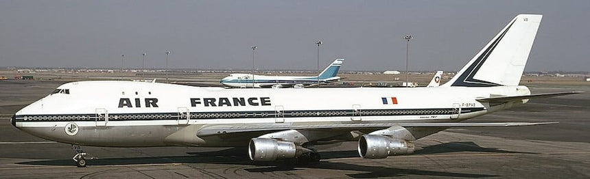 Phoenix Air France (Polish) Boeing B747-100 F-BPVC 1/400 Scale