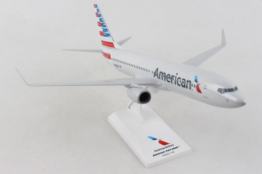 SkyMarks American Airlines Boeing 737-800 1/130 Aircraft Scale Model