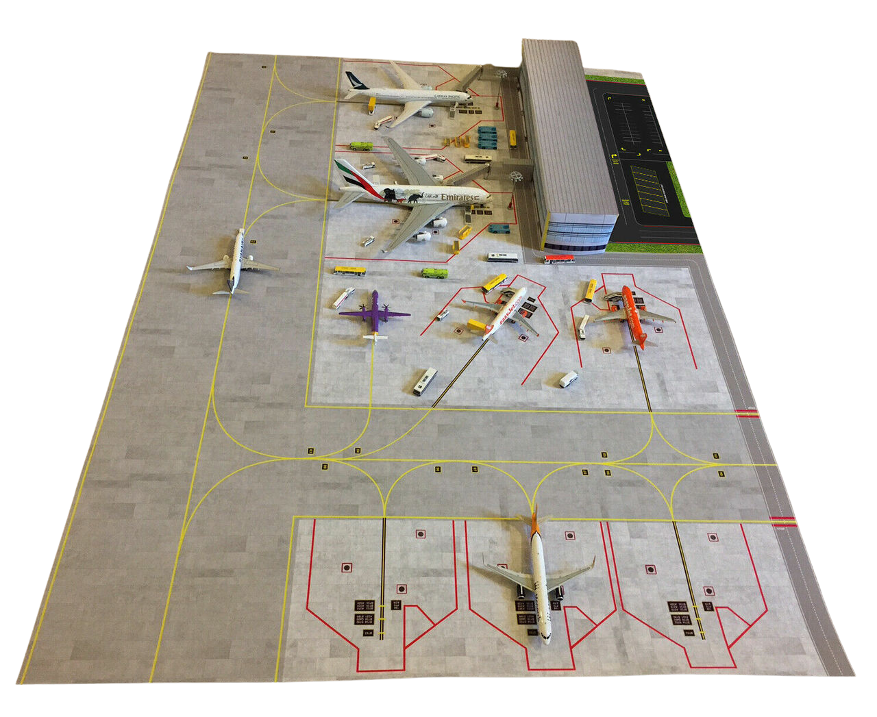 AMS 1/400 & 1/500 Scale Paper Airport Mat With Terminal