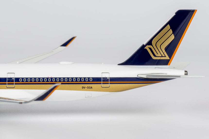 NG Models Singapore Airlines the 1st A350-900ULR Airbus A350-900 9V-SGA 1/400 Aircraft Scale Model