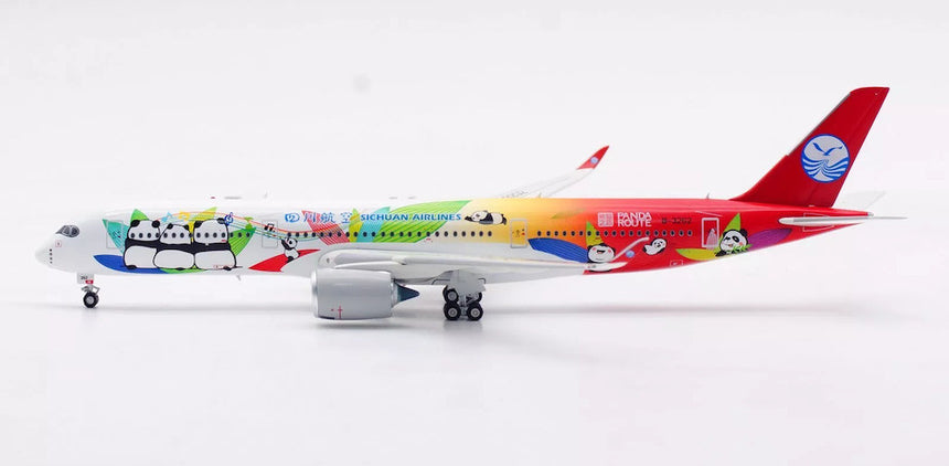 Aviation400 Sichuan Airlines Airbus A350-941 B-32G2 (with detachable gear) 1/400 Scale