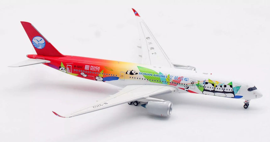 Aviation400 Sichuan Airlines Airbus A350-941 B-32G2 (with detachable gear) 1/400 Scale