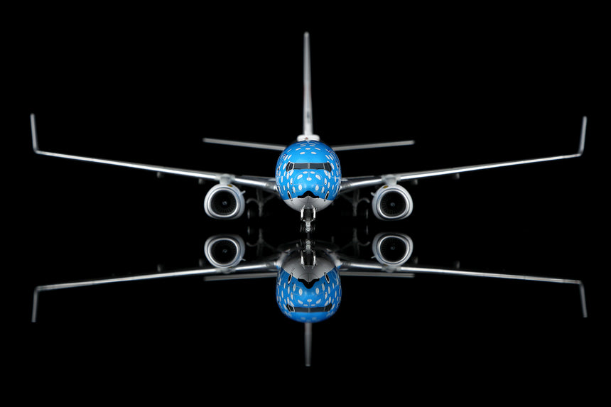 SQ Wings Japan Transocean Air Jinbei Jet Boeing 737-800 JA05RK 1/200 Scale Model