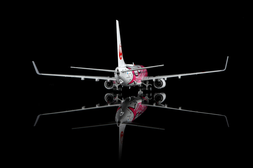 SQ Wings Japan Transocean Air Sakura Jinbei Boeing 737-800 JA06RK 1/200 Scale Model