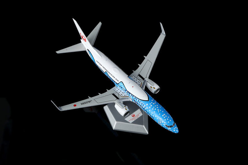SQ Wings Japan Transocean Air Jinbei Jet Boeing 737-800 JA05RK 1/200 Scale Model
