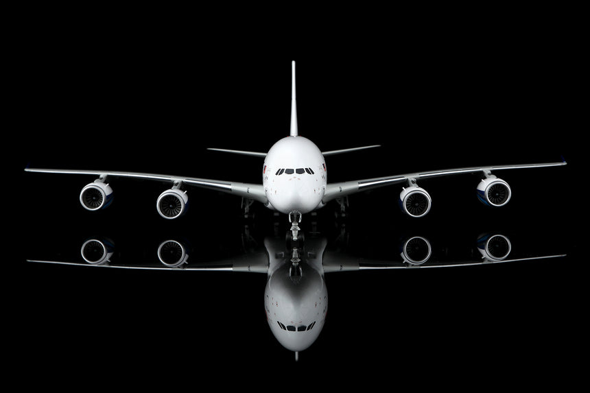 SQ Wings Malaysia Airlines Airbus A380 9M-MNB 1/200 Scale Model