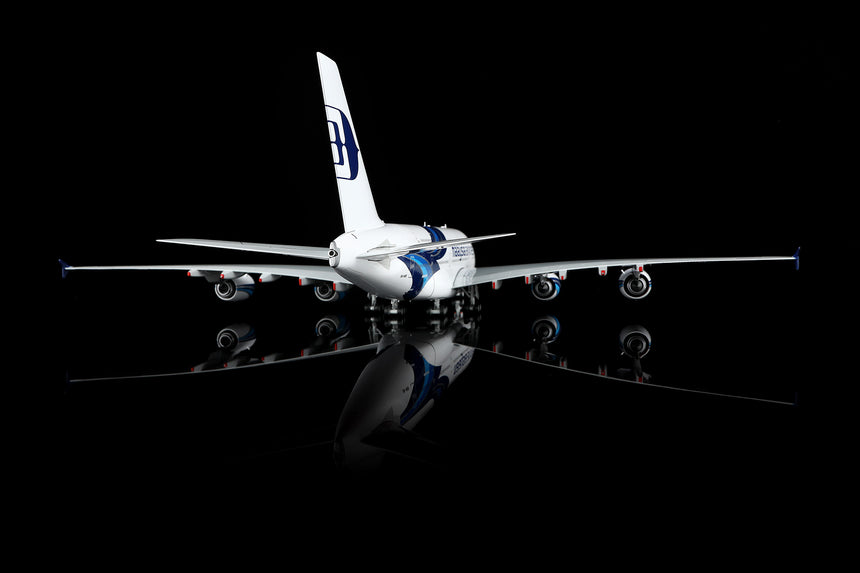 SQ Wings Malaysia Airlines Airbus A380 9M-MNB 1/200 Scale Model
